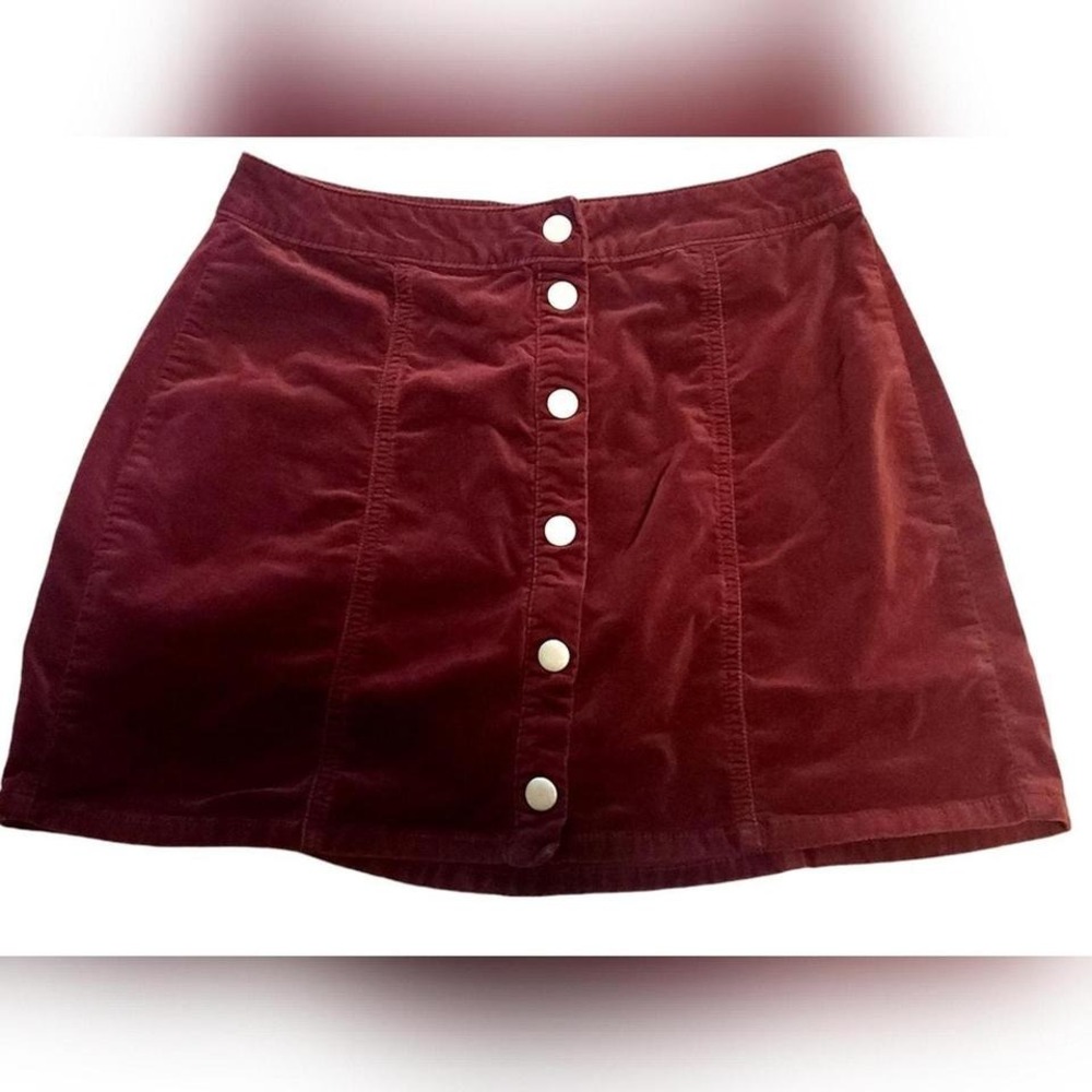Melville Corduroy Skirt Maroon A-Line Mini‎ Skirt Button Front Casual Medium